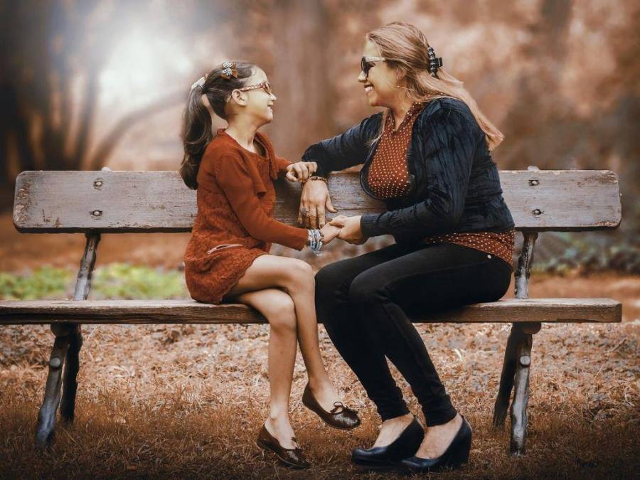 ¿No sabes cómo expresarle tu amor? Las mejores frases cortas para el Día de la Madre