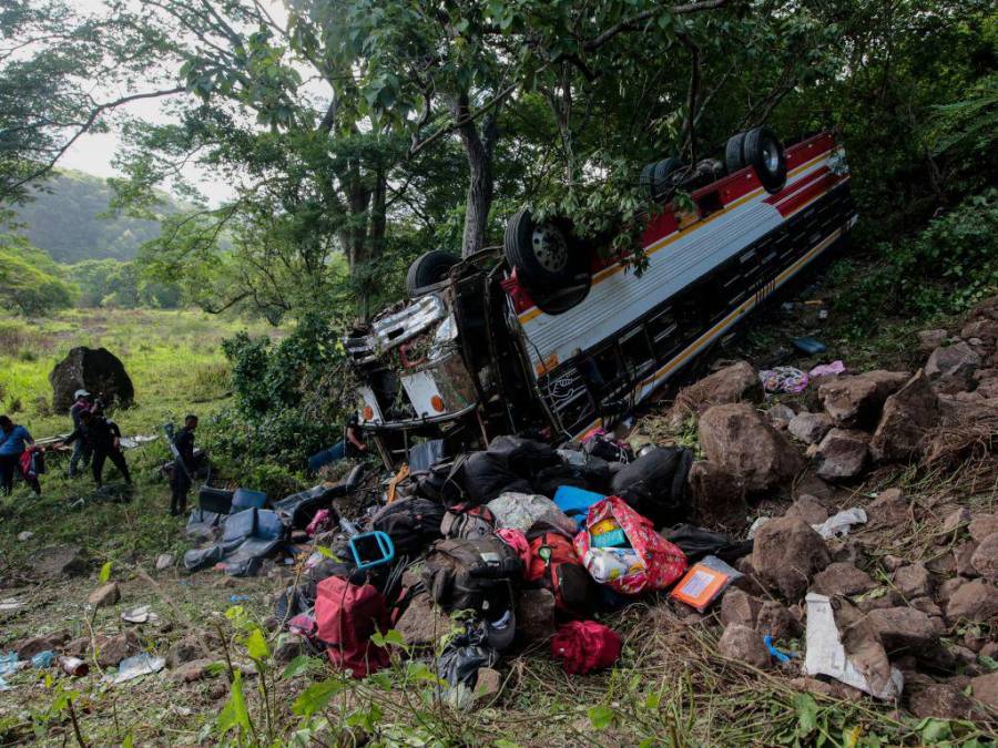 Así fue el trágico accidente vial que dejó 16 muertos en Nicaragua (Fotos)