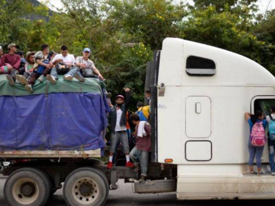 Viaje en tráiler: ataúdes rodantes que vuelven en mortal pesadilla los sueños de los migrantes (Fotos)