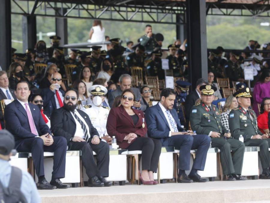 Con ascensos y condecoraciones: Así se llevo a cabo el aniversario del 197 aniversario del Ejército en Honduras