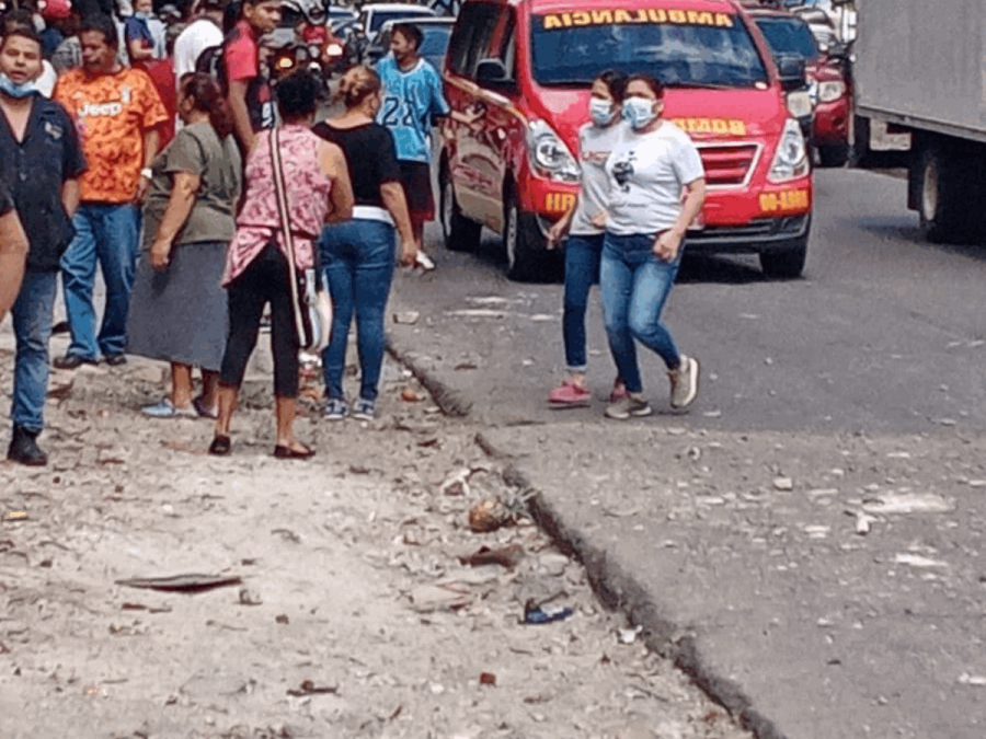 Imágenes del brutal choque de una rastra en El Carrizal; hay dos muertos