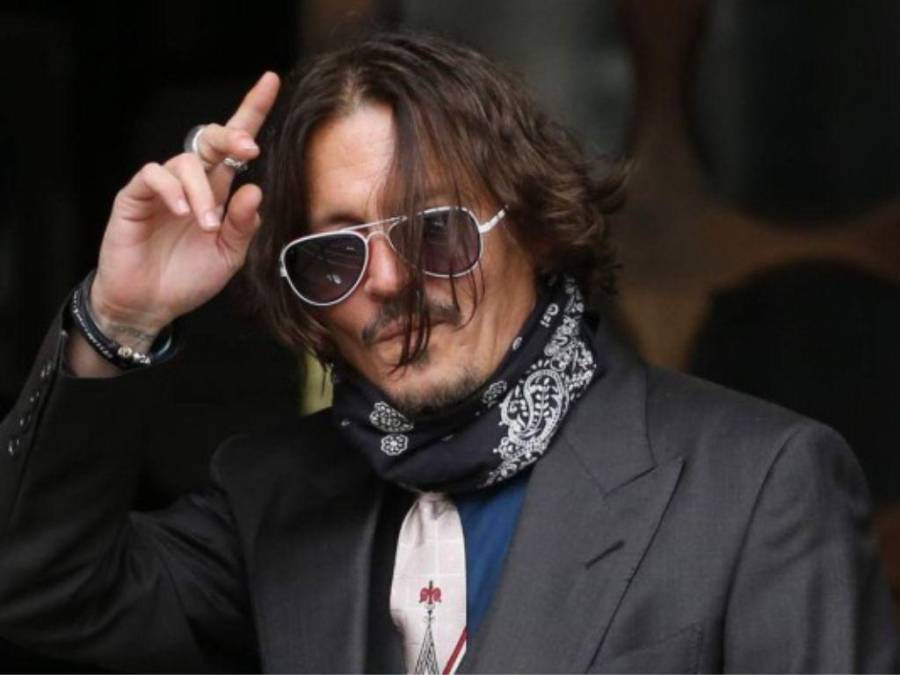 “Se enojó porque tenía un rasguño en la espalda”: las polémicas declaraciones de la exnovia de Depp