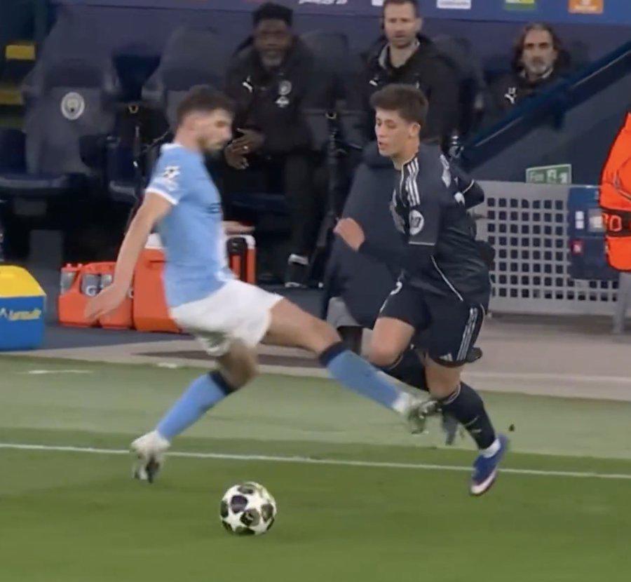 Vinícius Jr no olvidó y su burla de aficionados del City; Donnarumma no se lo perdonó