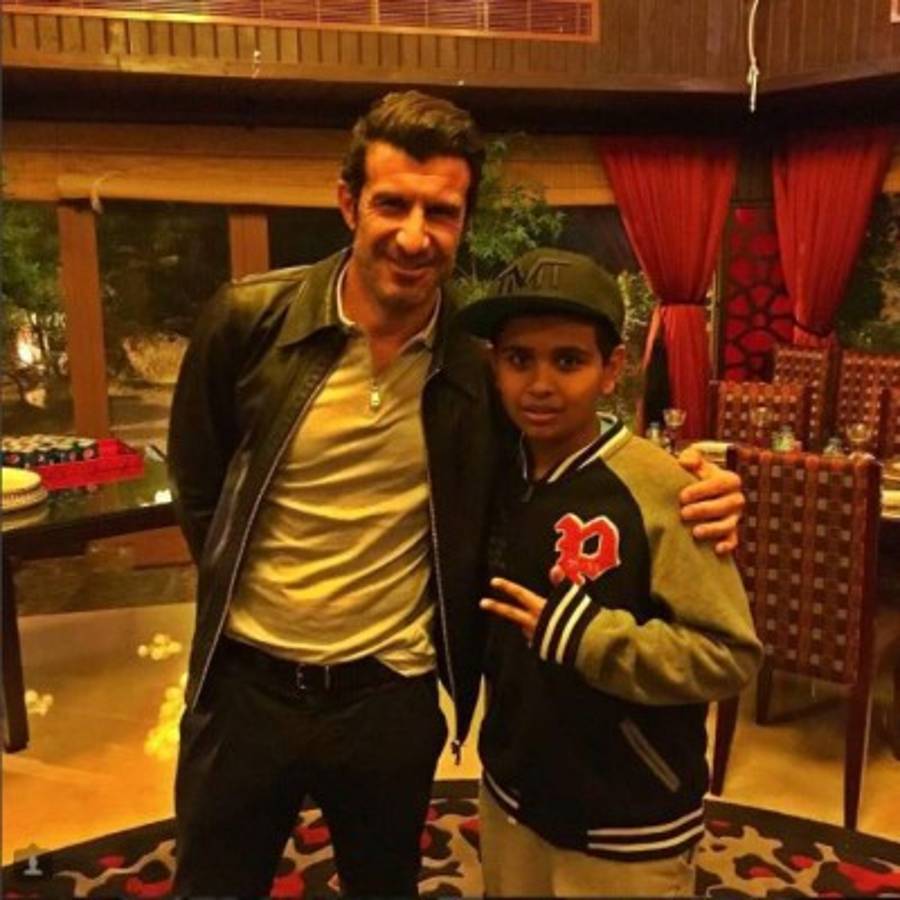 El niño millonario de Dubai que presume fotos con famosos