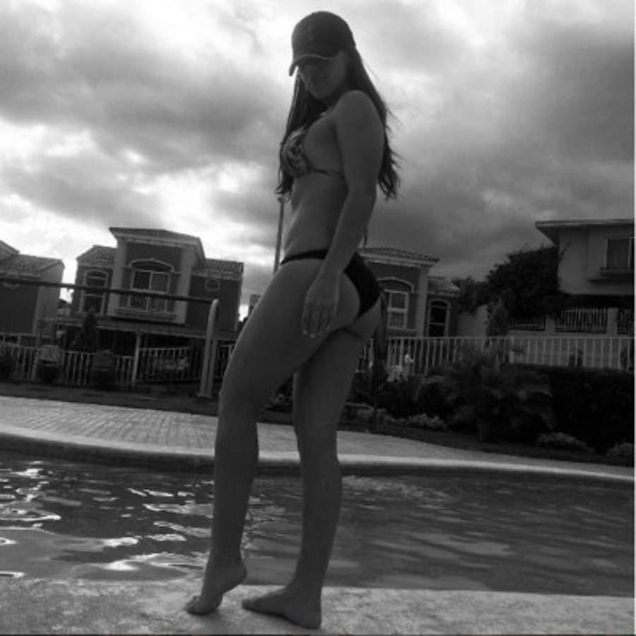 Paola Lazzaroni, la sensual y bella presentadora de espectáculos