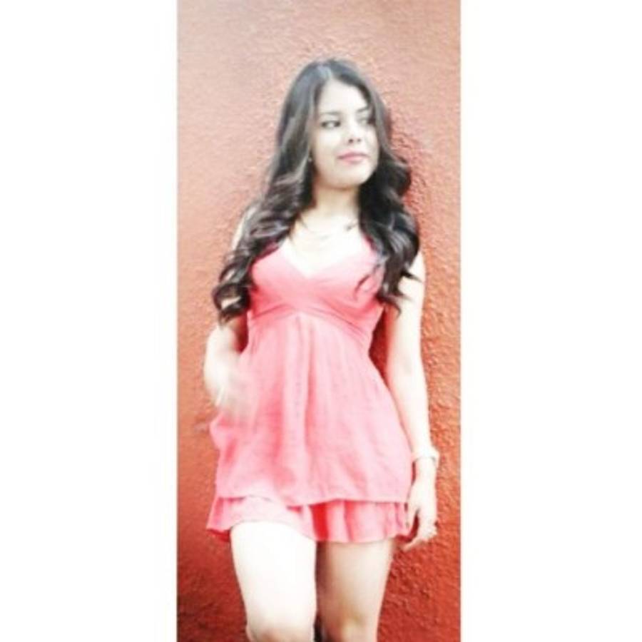 Allison Sánchez, la palillona que impactó en los desfiles patrios de Honduras