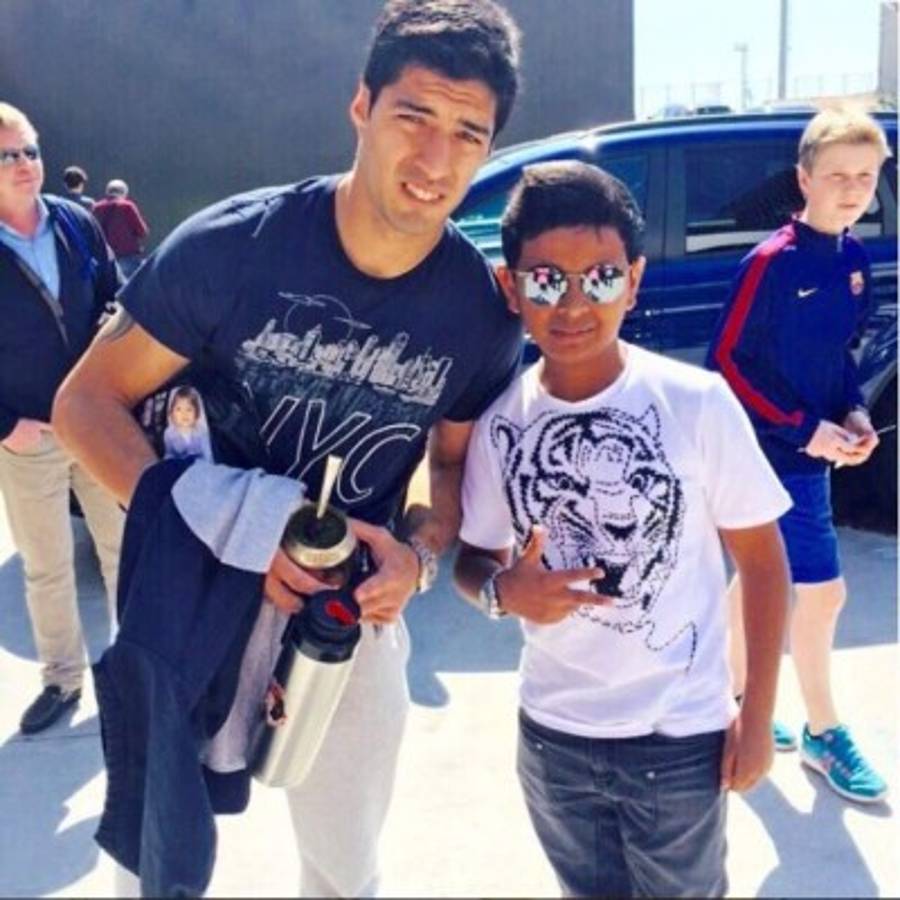 El niño millonario de Dubai que presume fotos con famosos