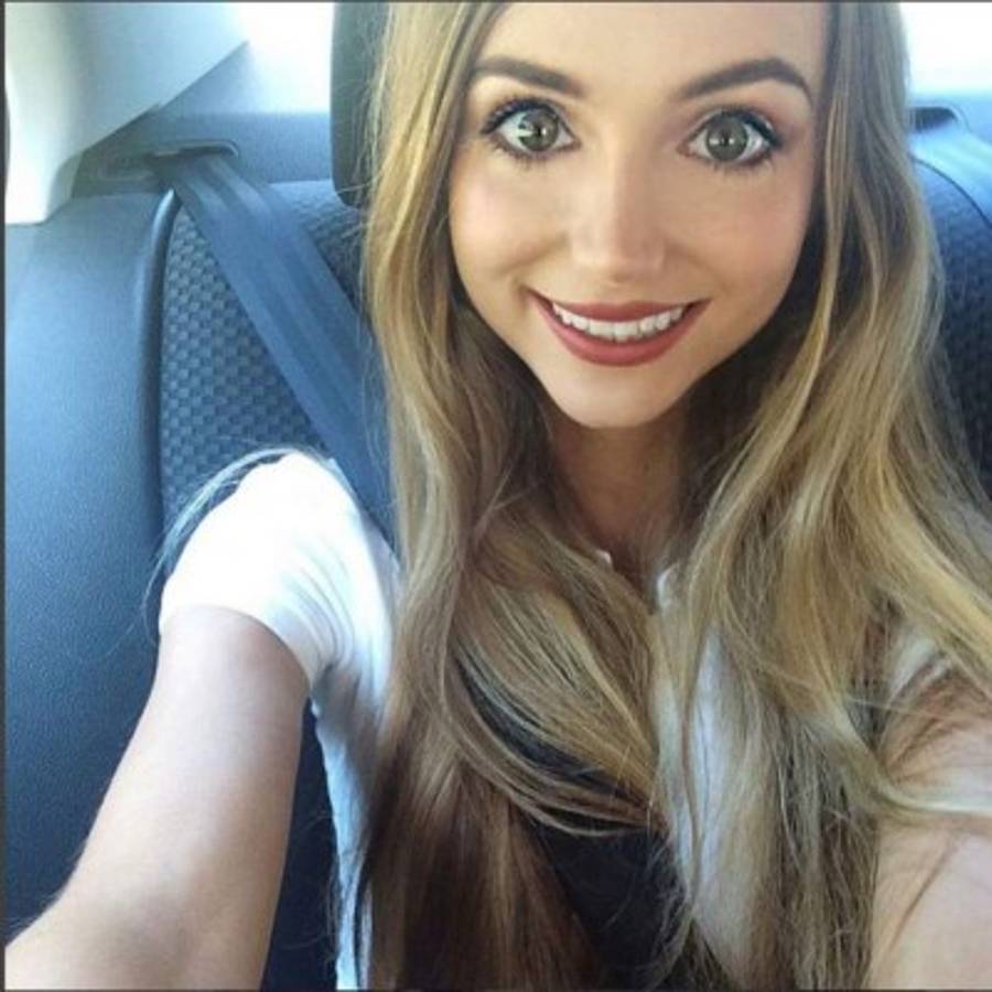 Joven gasta miles de dólares para transformarse en las princesas de Disney