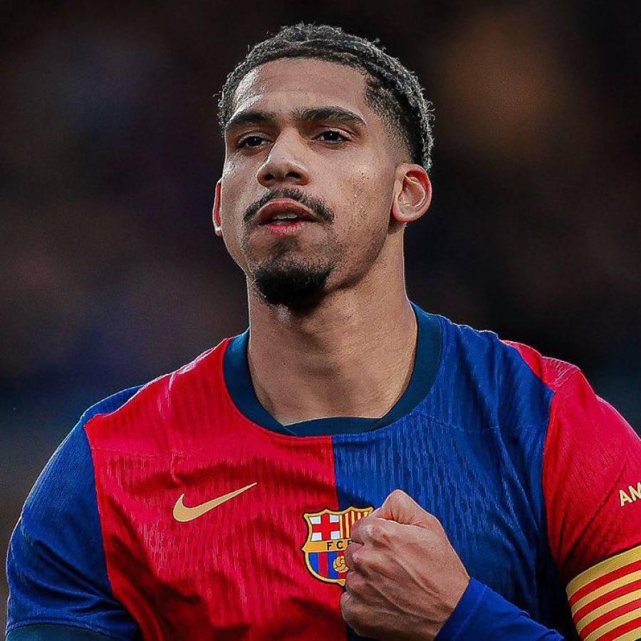 Ronald Araújo sorprende a muchos y toma esta decisión tras eliminación del Barcelona