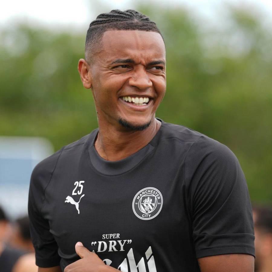 Nuevos fichajes en Real Madrid y Barcelona; Garnacho y Simons cambian de equipo en Europa