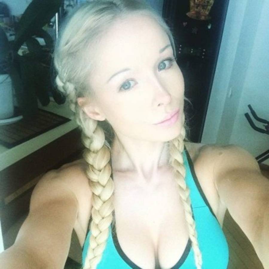 FOTOS: Así luce la barbie humana sin maquillaje