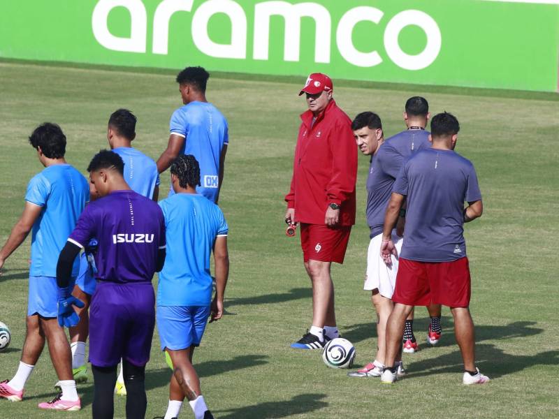 Diego Vázquez: El objetivo es ganar. Esperemos que hagan un buen arbitraje