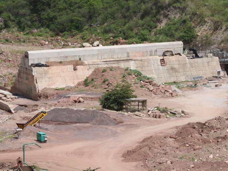EL HERALDO hizo un recorrido y constató los nueve puntos del 45% de la ejecución de la obra donde presenta retrasos, segun lo que anunció la AMDC