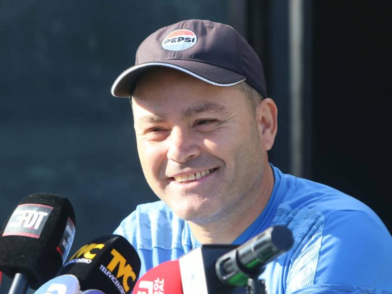 Javier López se refiere a llegada del FVS a Liga Nacional y deja consejo a José Molina