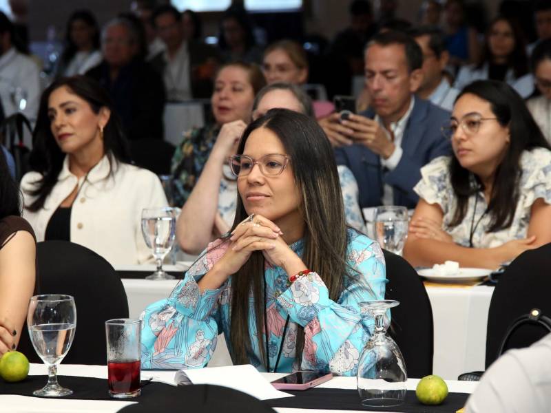 El taller Family Business Summit fue el primero en Honduras, atrayendo la atención de 200 empresarios que fueron parte del evento.