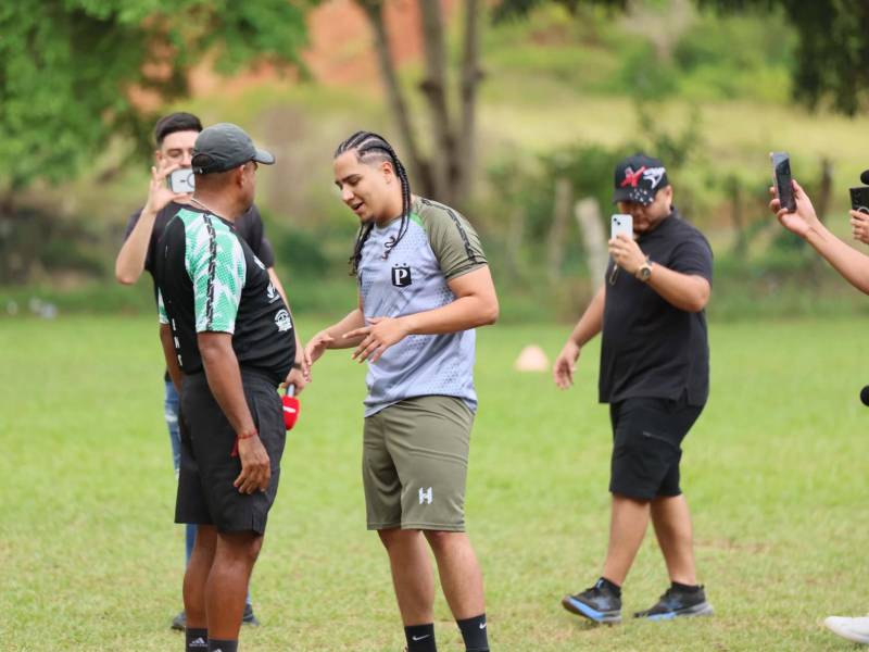 Davis Flow: No solo vengo por marketing, también a aportar futbolísticamente