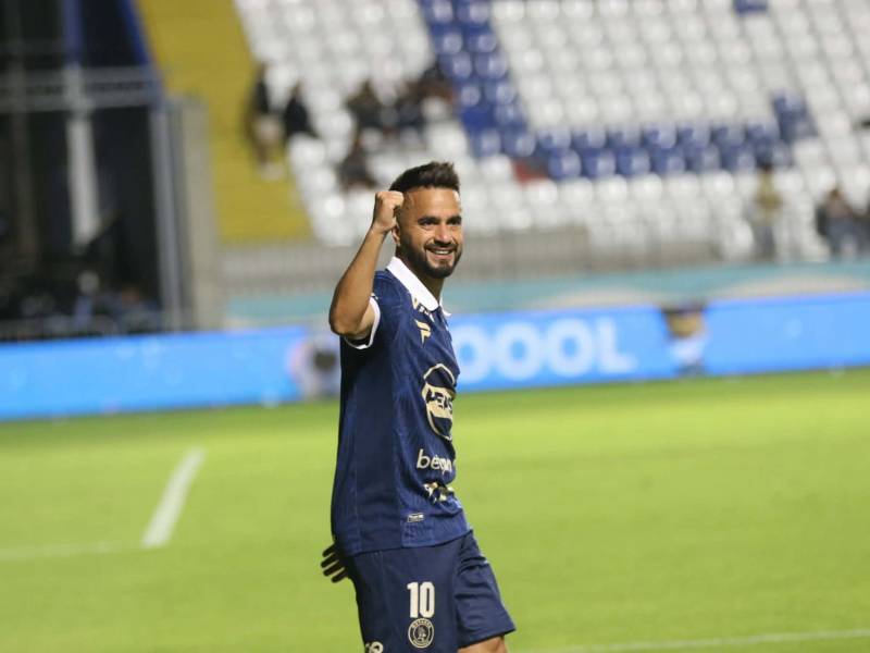 Motagua logra despertar y lo hace goleando a los Lobos de la UPNFM