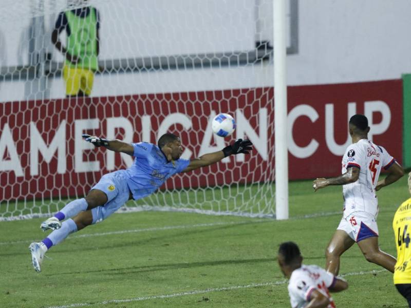 Real España desaprovecha su localía y termina cayendo ante Plaza Amador en el Morazán