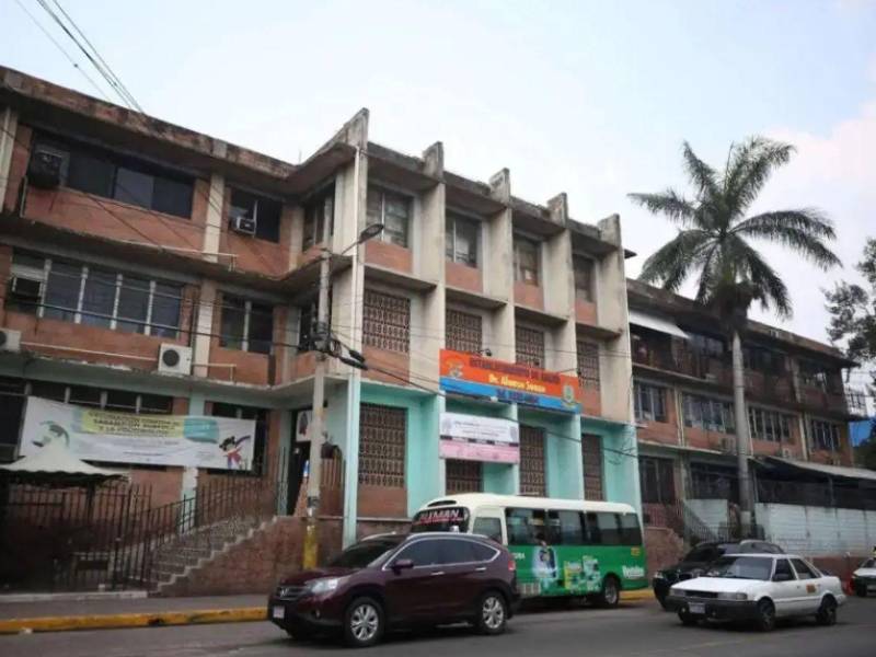 La Región Metropolitana de Salud habilitó 66 centros y puntos estratégicos en la capital para aplicar vacunas del esquema nacional, VPH, influenza y TDAP.