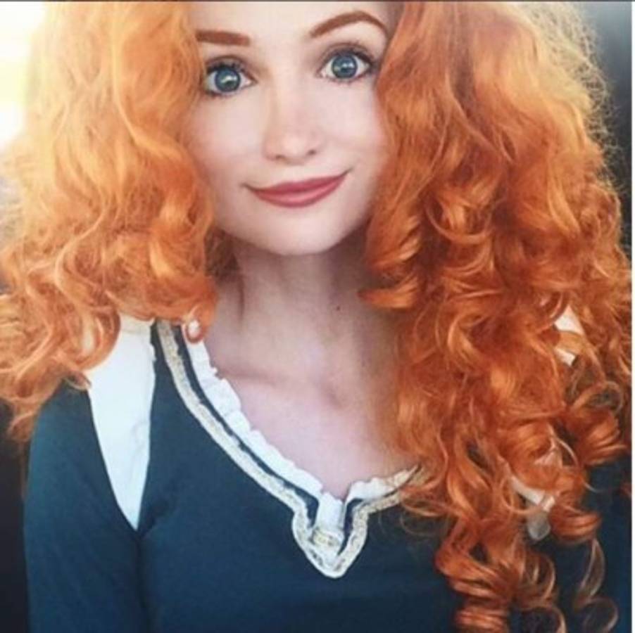 Joven gasta miles de dólares para transformarse en las princesas de Disney