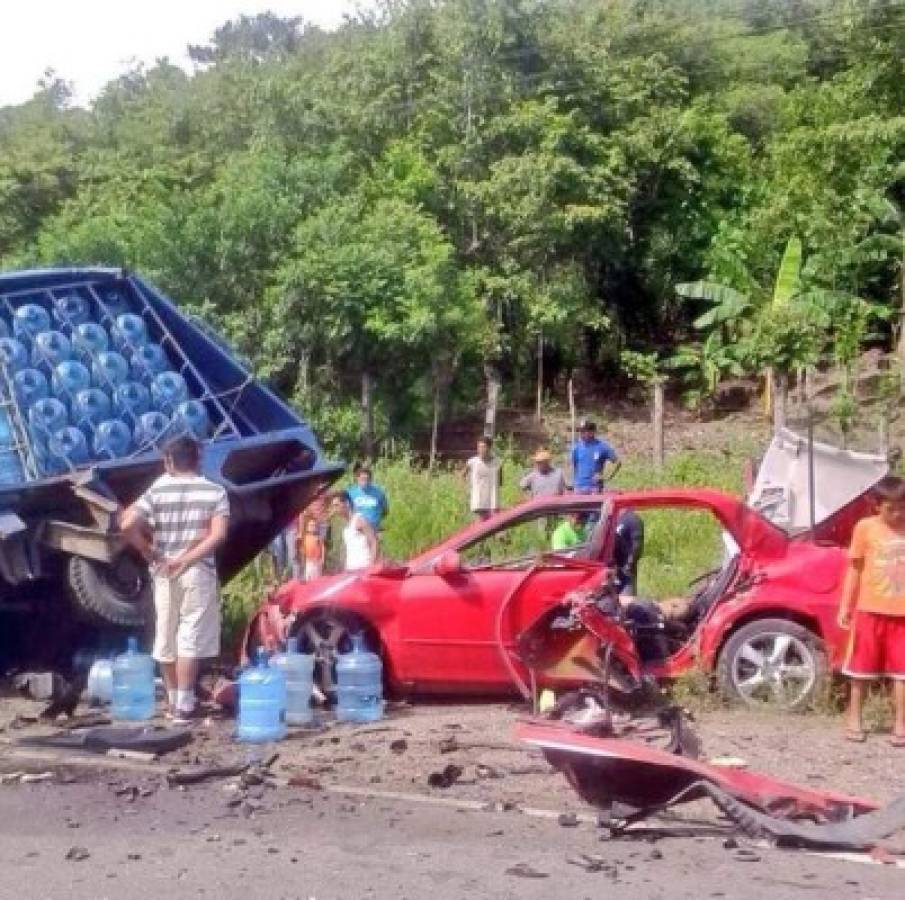 Cinco muertos deja brutal choque en carretera del norte de Honduras
