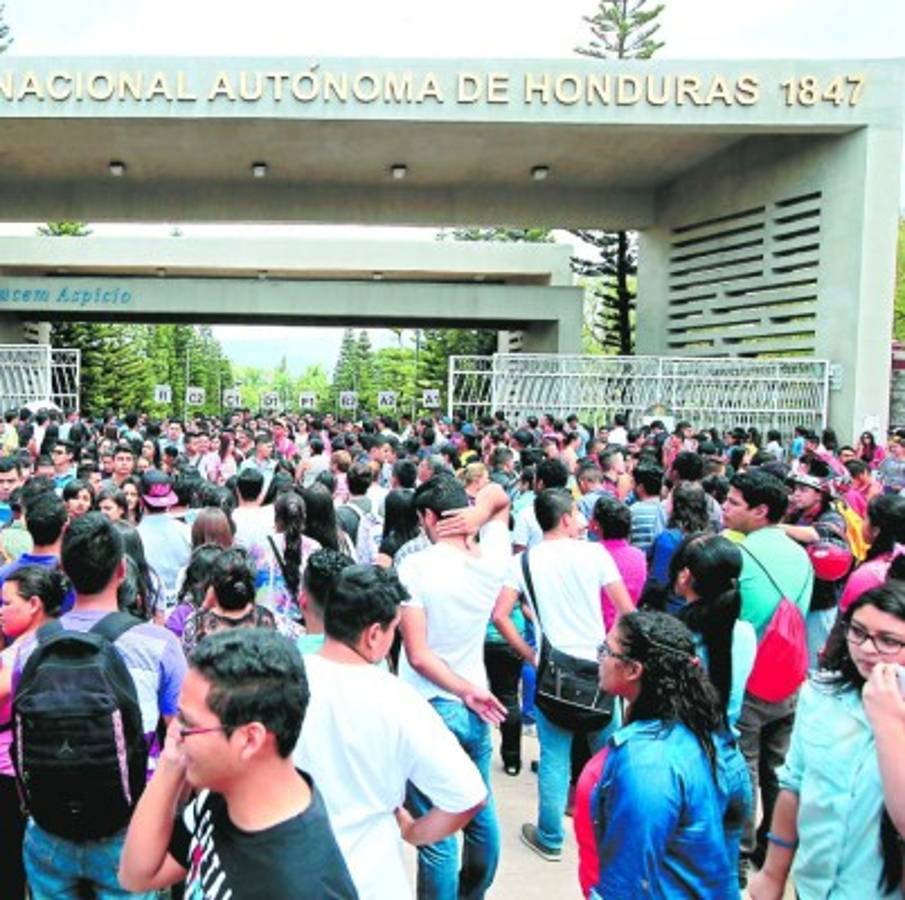 UNAH: Unos 23 mil jóvenes se someterán a la PAA