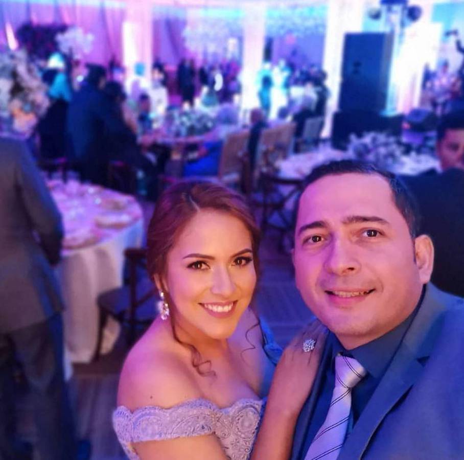 Tras un año de su partida, Mauricio Portillo reconoce que Celia María está “en las cosas que hace”.