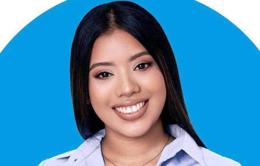 Asesinan a la alcaldesa más joven de Ecuador junto a comunicador