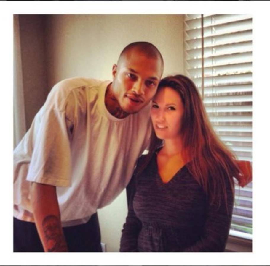 Las fotos íntimas del 'preso más sexy del mundo'