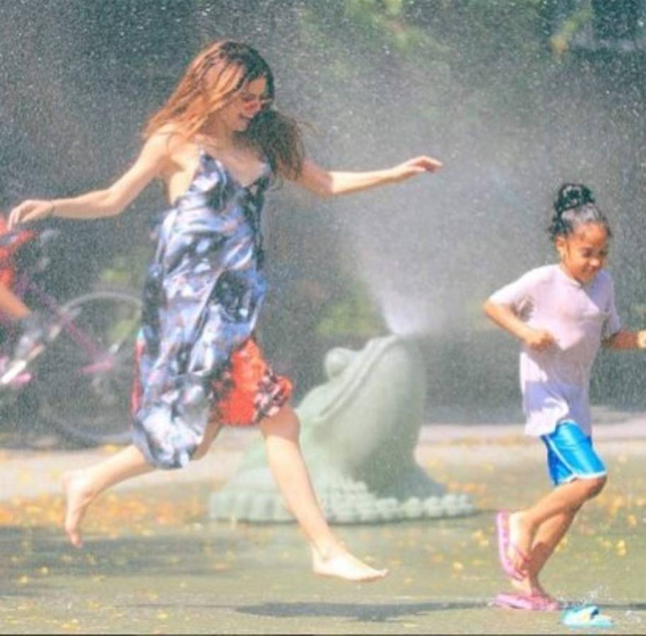 Selena Gómez se hace un radical cambio de imagen