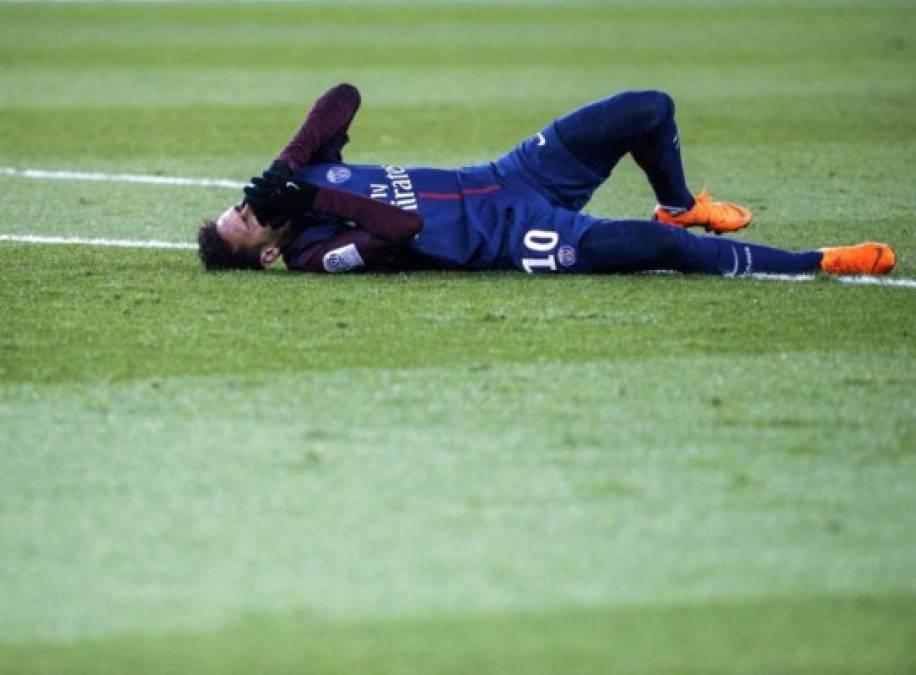 FOTOS: Así sufrió la lesión de tobillo Neymar ante Marsella