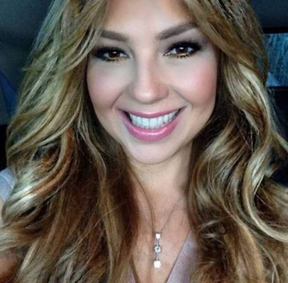 Thalía se realiza mamografía y muestra fotos del proceso