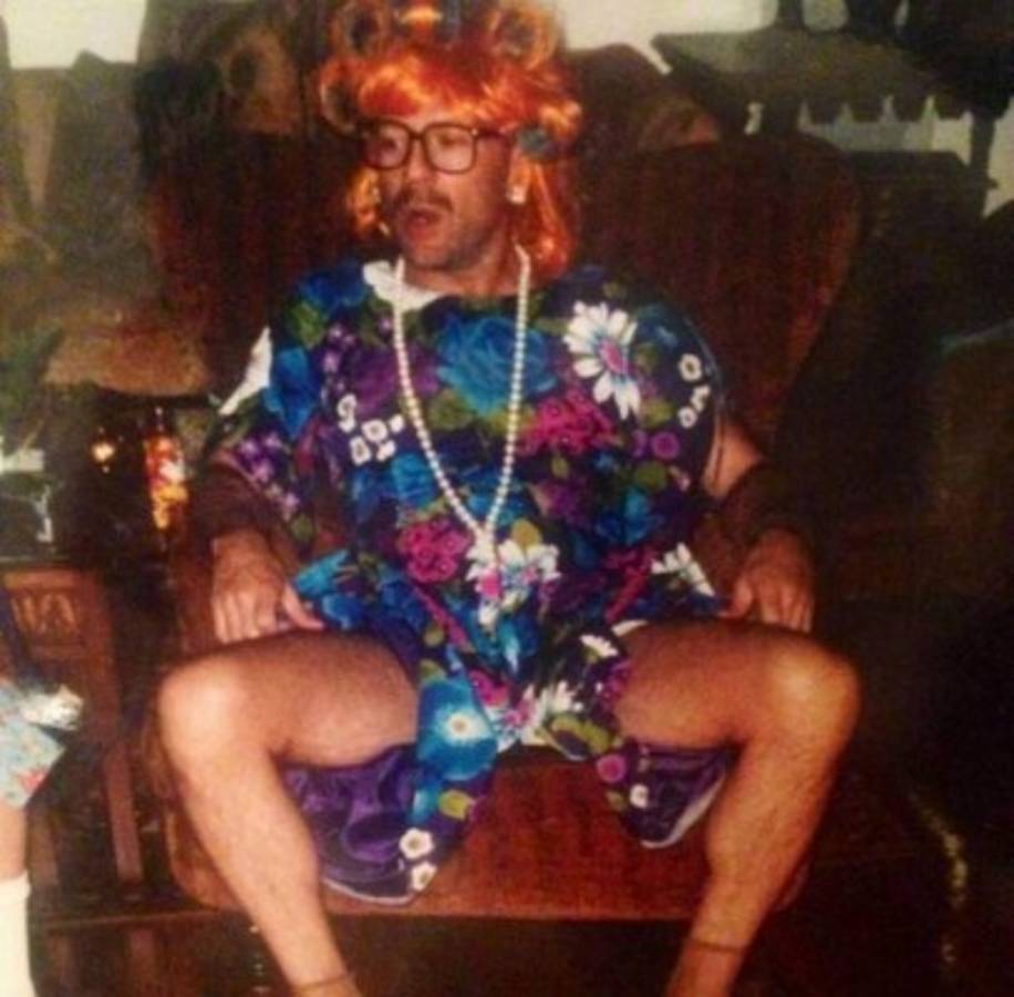 &nbsp;Publican fotografía de Bruce Willis vestido de mujer