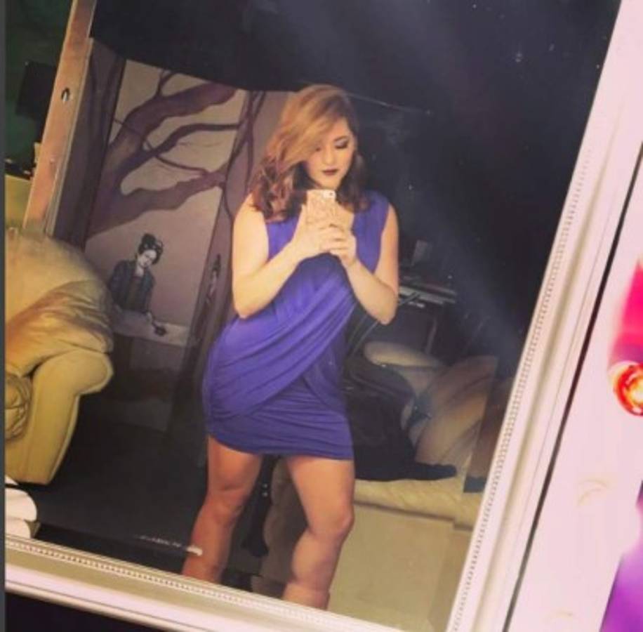 Debbie Bertrand vuelve a la televisión hondureña más 'pícara' que nunca