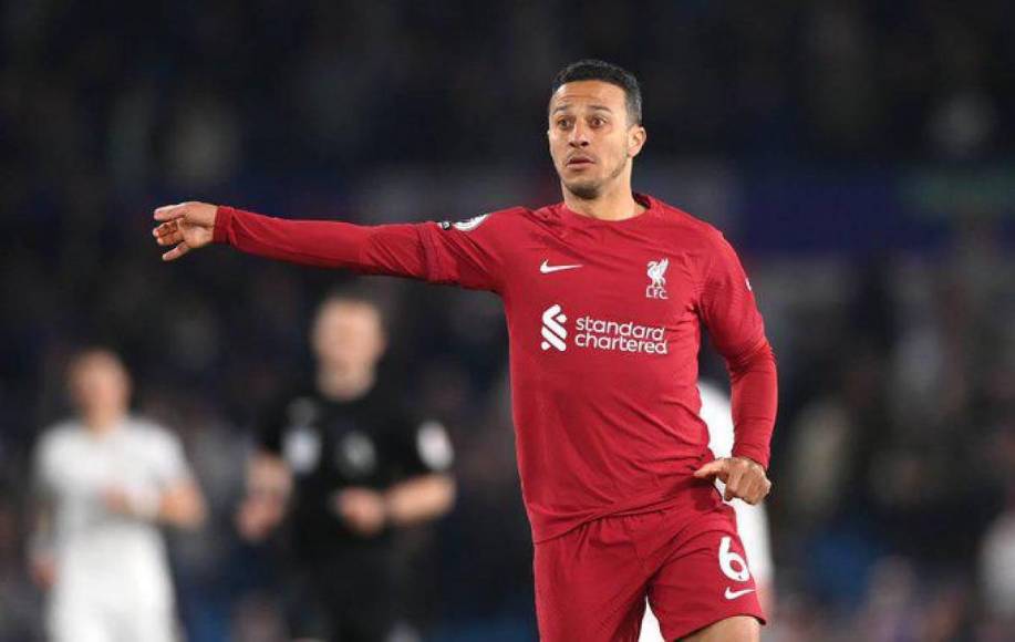 La oferta a Mbappé, jugador no puede volver a Barcelona y futuro de Mourinho