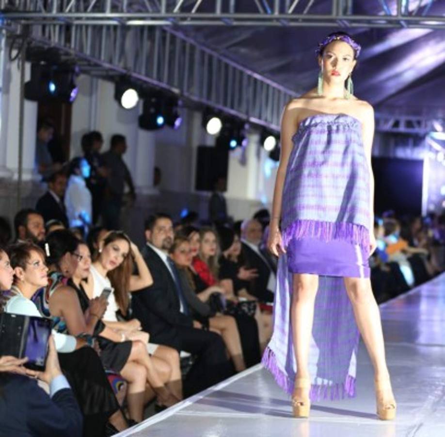 Fusión Lenca, la nueva inspiración del diseñador Miguel Chong