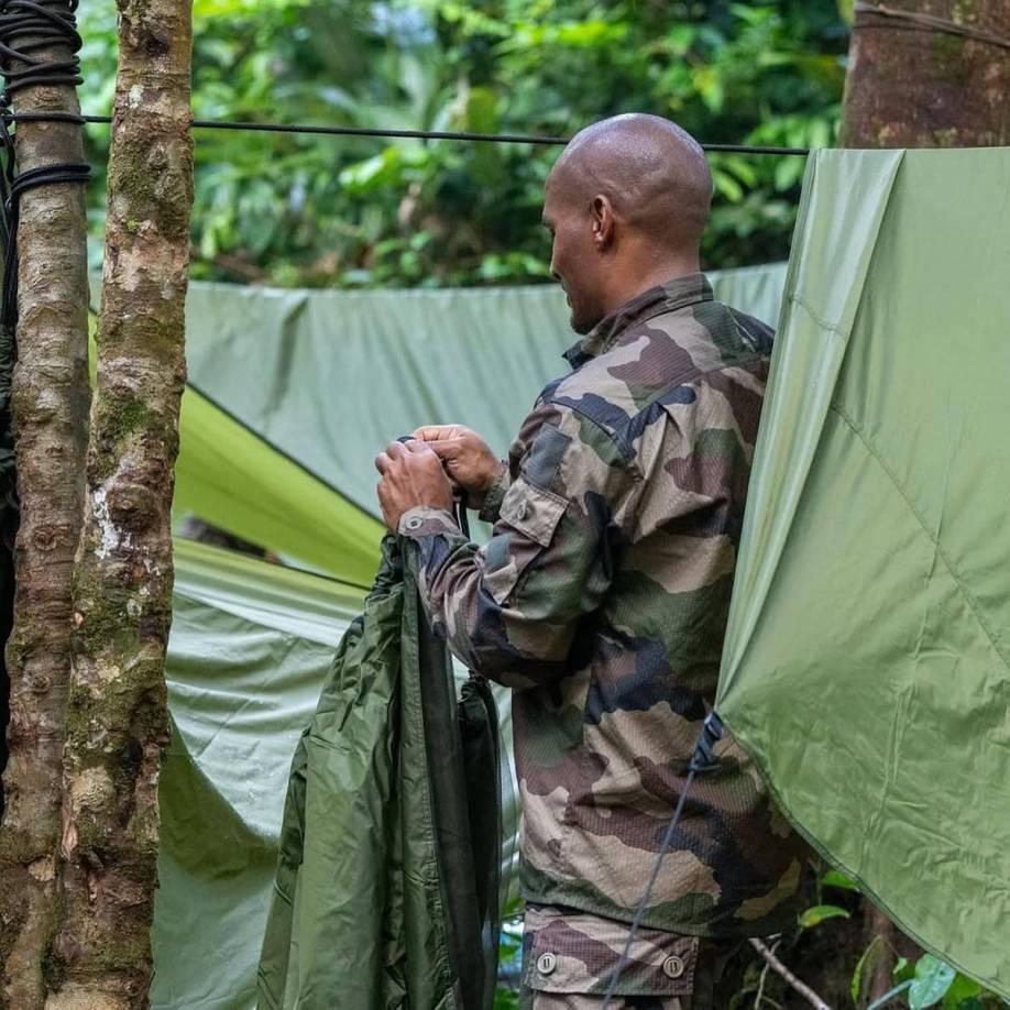 Fue campeón de Champions League y jugó final de un Mundial, ahora está en el ejército de su país