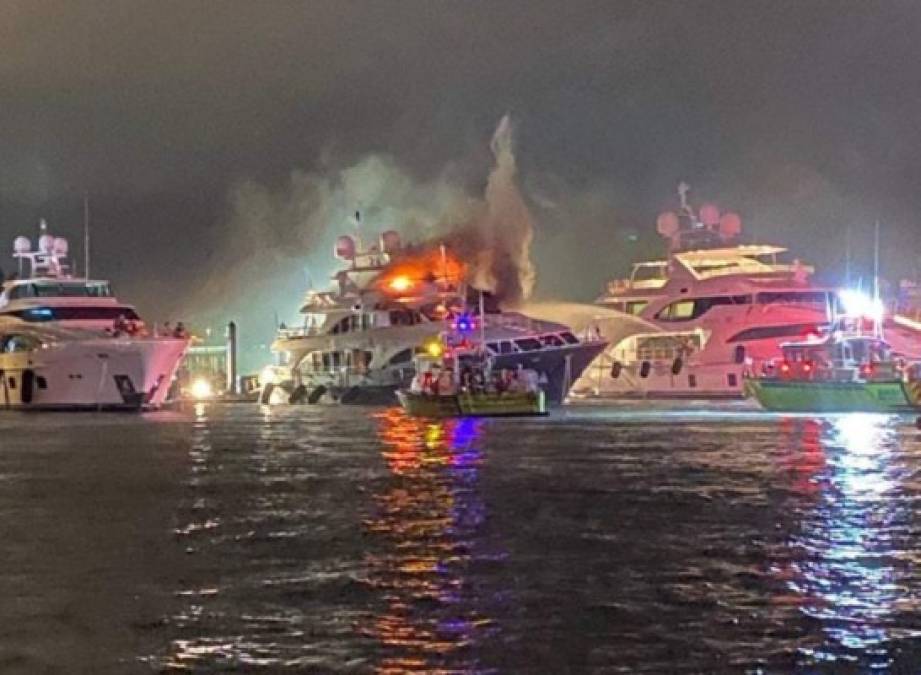 Impactantes imágenes deja incendio en yate de Marc Anthony en Miami