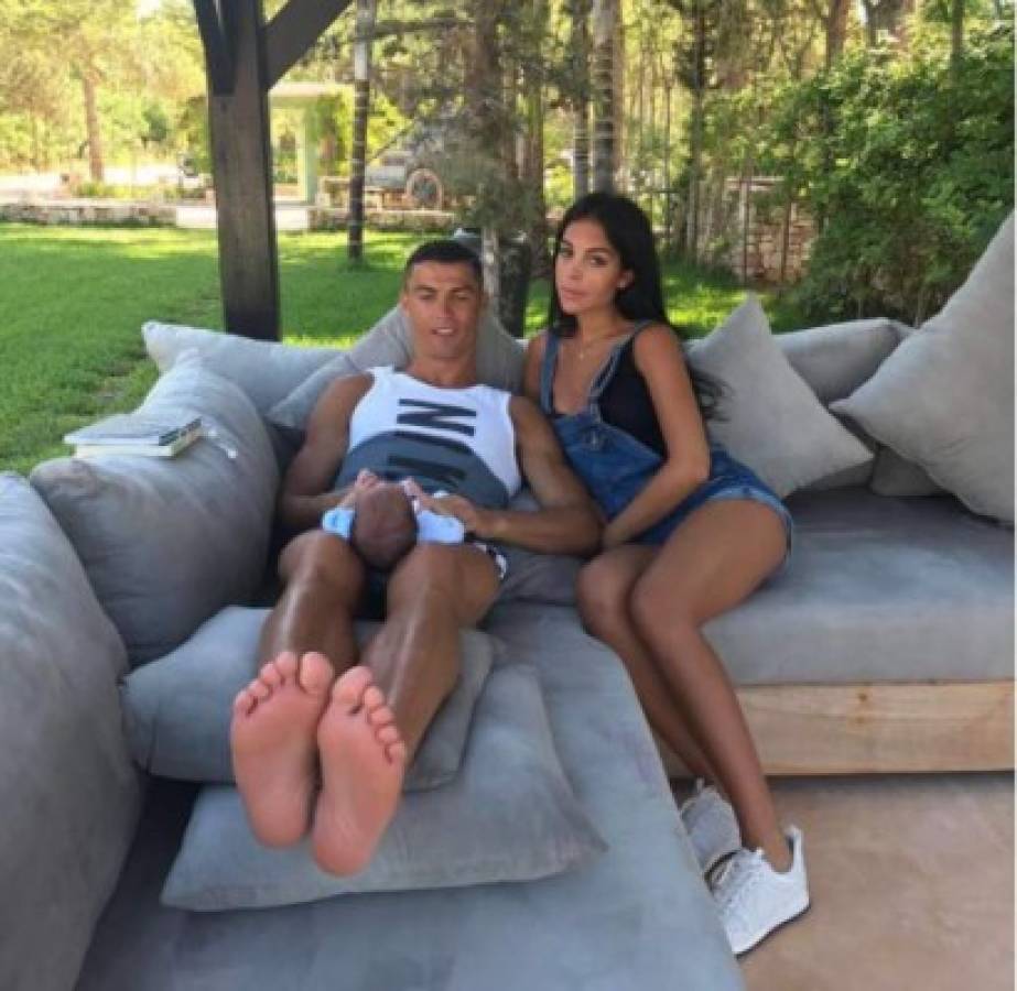 La foto topless de Georgina Rodríguez, la novia de Cristiano Ronaldo