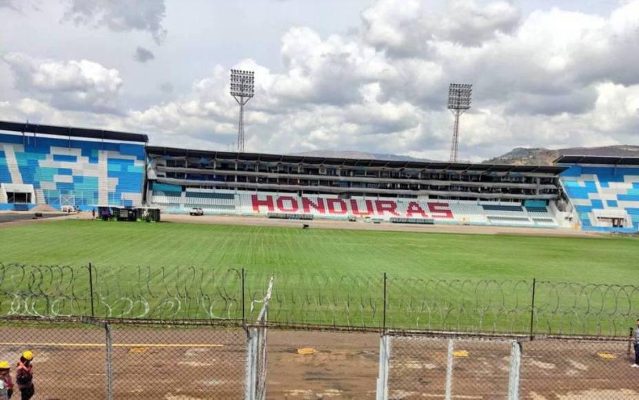 ¿Ya lo vieron?: Así luce el Estadio Nacional tras el segundo corte de su engramillado