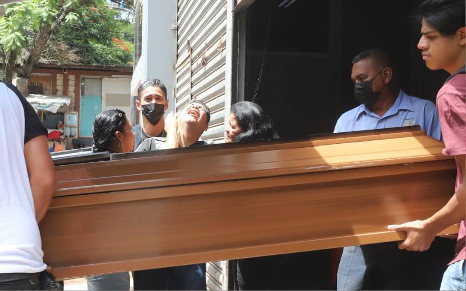 Identifican a joven asesinado cerca de cementerio en El Cimarrón, era repartidor y había sido raptado un día antes