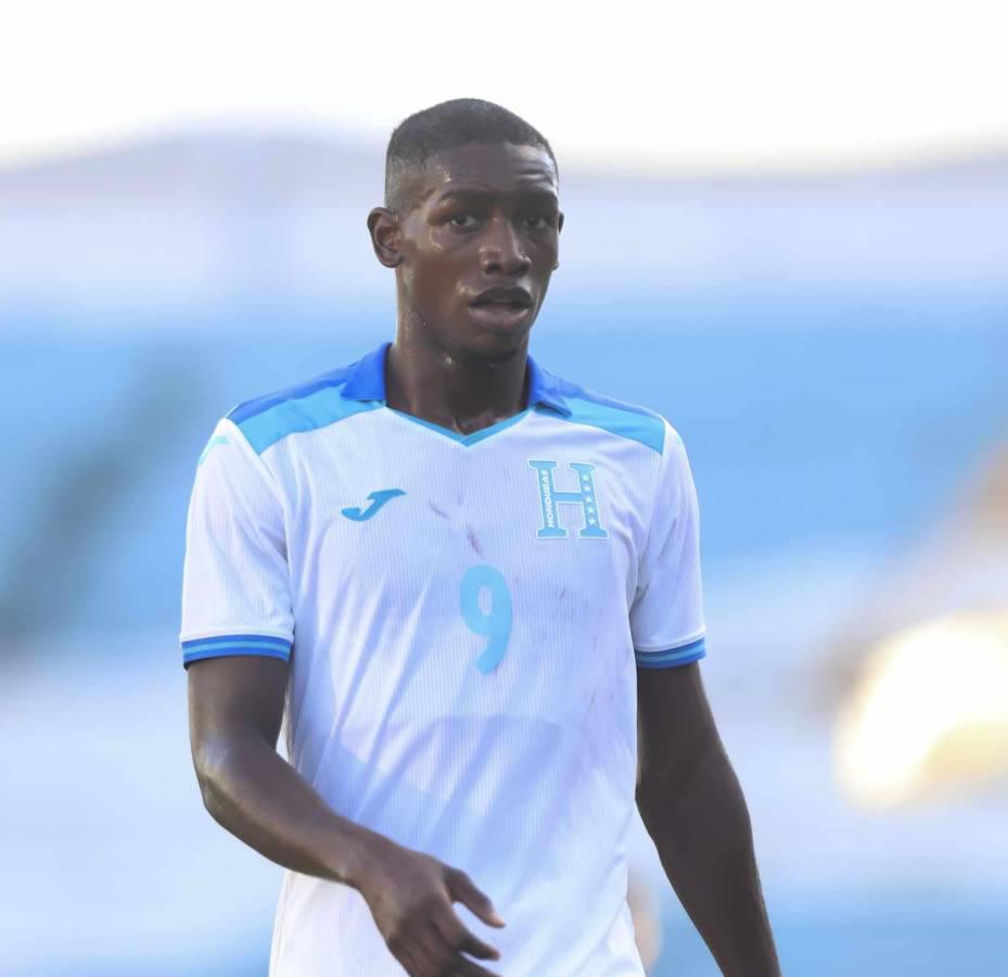 ¡Fichajes! Dos al extranjero, Motagua presenta alta y Olimpia cerca de atacante