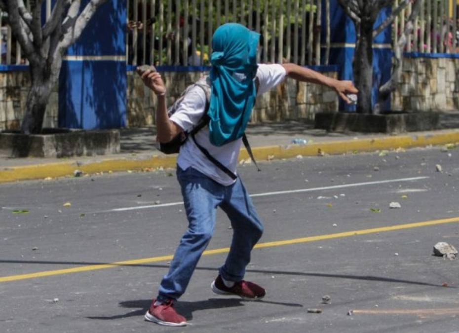 Fotos: Las violentas protestas en Nicaragua contra las reformas de Daniel Ortega