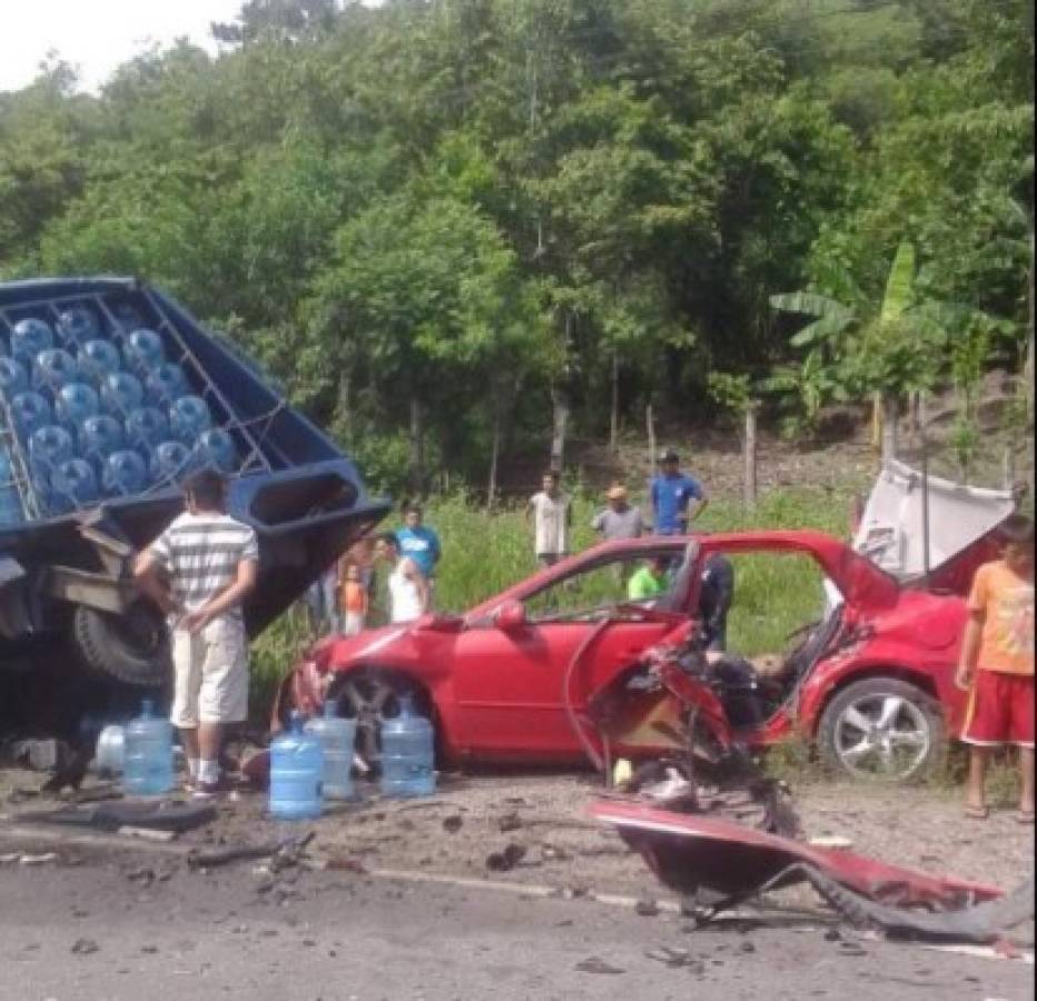 Cinco muertos deja brutal choque en carretera del norte de Honduras