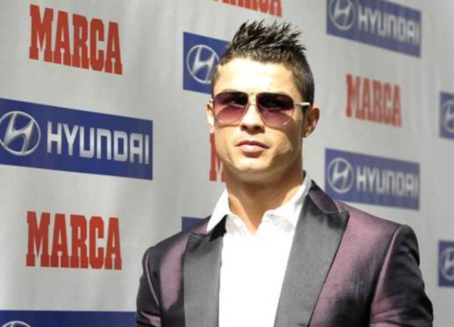 Los asombrosos cambios de look de Cristiano Ronaldo en el fútbol