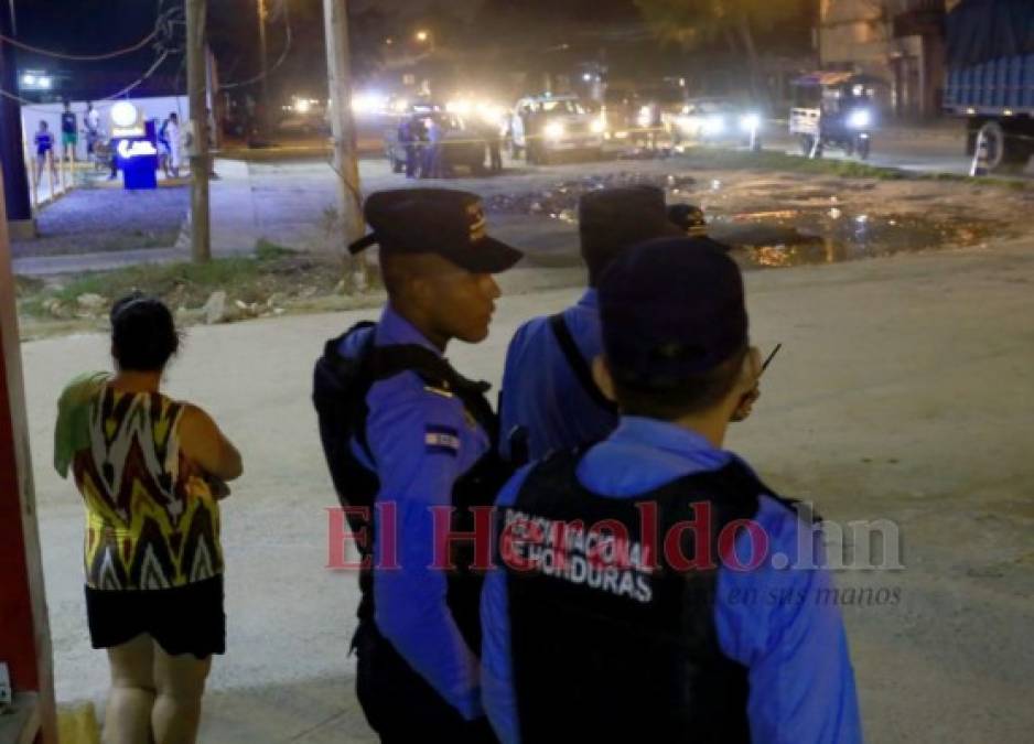 FOTOS: La escena del crimen en la 27 calle de SPS tras violento tiroteo