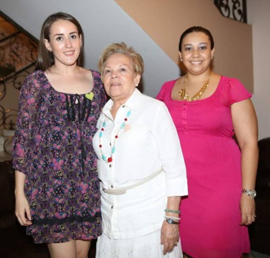 Keren Midence de Arias debutará como madre