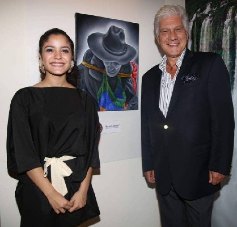 Ariana Gale expone su obra 'Entrelazados' como un homenaje al pueblo lenca