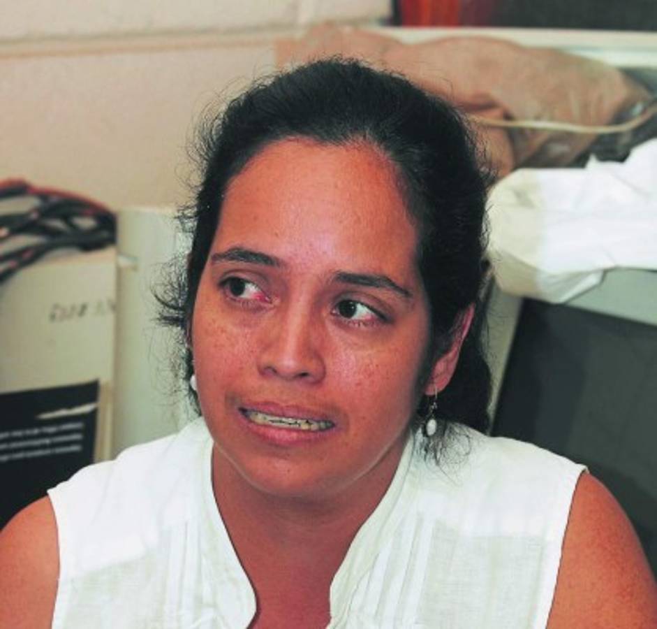 Rectora Julieta Castellanos afirma que hay docentes detrás de las tomas de edificios