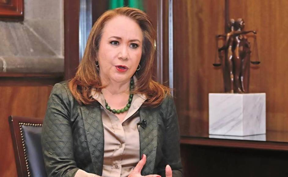 Lady Plagio, la ministra de la Corte de Suprema Justicia de México acusada de copiar su tesis
